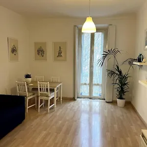 Elegante In Centro Appartamento Milano